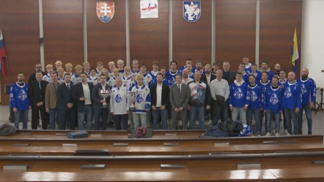 Zasadačka mestského úradu sa zaplnila juniormi i seniormi MHA Martin, ktorí zo svojich sezón vyťažili maximum. Seniori postúpili o ligu vyššie, juniori sa vracajú do extraligy