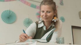 Beseda s autorkou detských kníh priniesla žiakom zo ZŠ s MŠ Podhájska zážitky, smiech aj inšpiráciu na čítanie