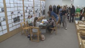 Etnografické múzeum SNM v sobotu praskalo vo švíkoch. Stovky ľudí si nenechali ujsť bohatý program a možnosť zažiť jedinečnú atmosféru múzea za súmraku