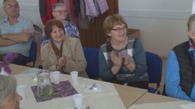 Mamám a starým mamám vzdali hold aj členovia Slovenského zväzu zdravotne postihnutých z Priekopy. Krásny program spríjemnil deň aj prítomným pánom