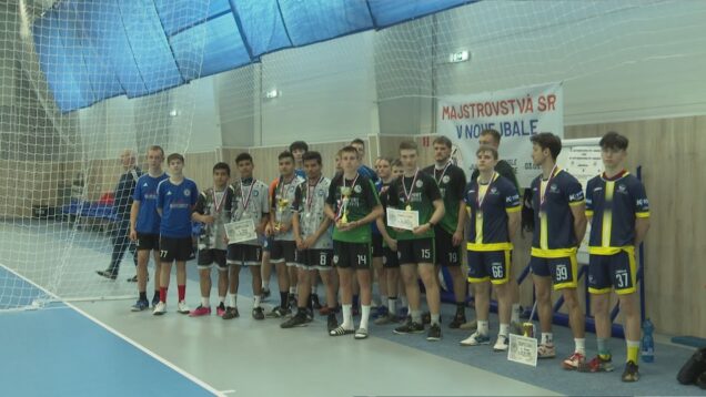 Na Majstrovstvách Slovenska juniorov v nohejbale trojíc nenašli Martinčania premožiteľov a zaslúžene im boli na krk zavesené zlaté medaily