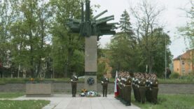 Počas spomienkového podujatia si prítomní uctili hrdinov aj obete najničivejšieho vojnového konfliktu v dejinách ľudstva