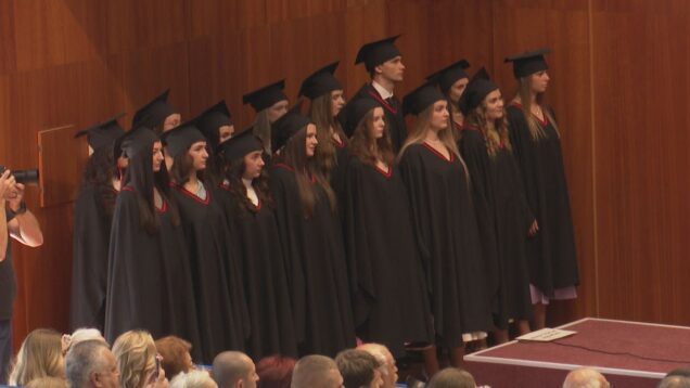 Diplomy si prevzali desiatky budúcich lekárov, nechýbali silné emócie a nádej na lepšiu budúcnosť