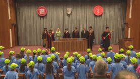 Slávnostnou a ozajstnou imatrikuláciou začala v pondelok ráno Martinská detská letná univerzita. Malí študenti počas piatich dní veselo i vážne spoznávajú Sedem divov Turca