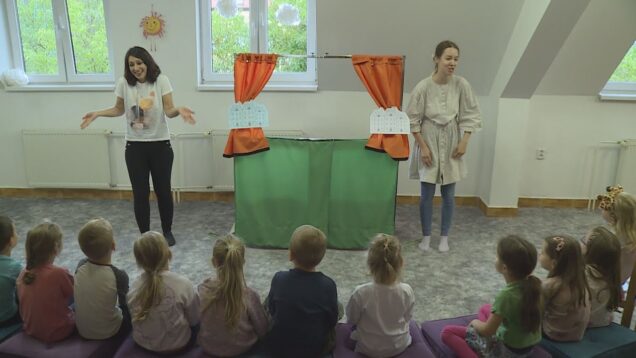 Keď vonku neprialo počasie, deti sa vďaka kreatívnym pracovníčkam Turčianskej knižnice ponorili do rozprávky a strávili príjemný, tvorivý a veselý deň