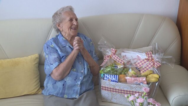 Pani Mária Gulisová, najstaršia obyvateľka mesta, celý život vyznáva hodnoty pokory, poctivej práce a lásky k blízkym