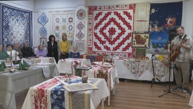 Dámy z Turčianskeho klubu patchworku pripravili tradičnú výstavu, na ktorej každé dielo rozpráva iný príbeh, no spoločne vytvárajú sviatočnú atmosféru najkrajších sviatkov https://youtu.be/F6TMmoUQc7Q