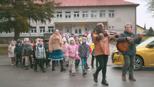 Radosť a úsmev zaplnili tváre detí, ale aj tých, ktorí mali šťastie stretnúť ich a spríjemniť si deň. Ľudová pieseň „Fašiangy,Turíce“ u mnohých rezonuje ešte aj teraz