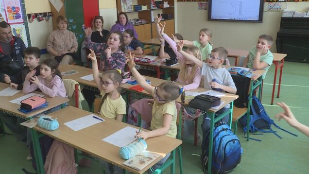 Milí priaznivci Televízie Turiec, príspevok o deťoch zo ZŠ Hany Zelinovej s láskou pripravila a skompletizovala naša kolegyňa Maťka Veselovská, ktorá ostane navždy v našich srdciach