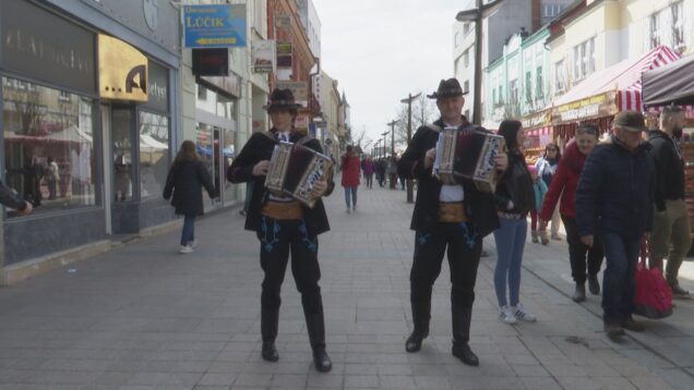 Tradície, jedlo a folklór. Veľkonočné trhy v Martine prilákali stovky ľudí