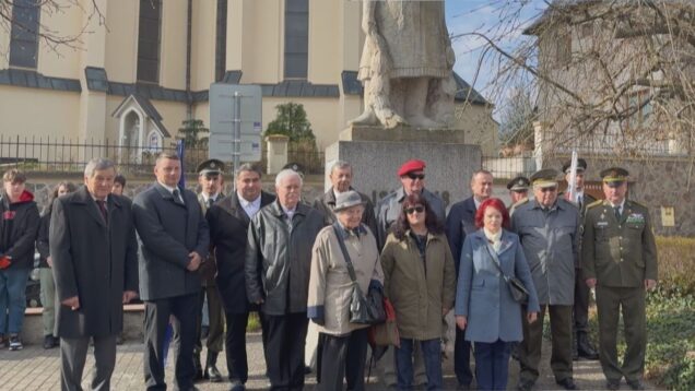 Vrútky si pietnym aktom kladenia vencov uctili pamiatku tých, ktorí padli v oslobodzovacích bojoch v apríli 1945