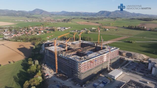 Drucker a Šaško na stavbe v Martine: Hrubá stavba má byť hotová do konca júna