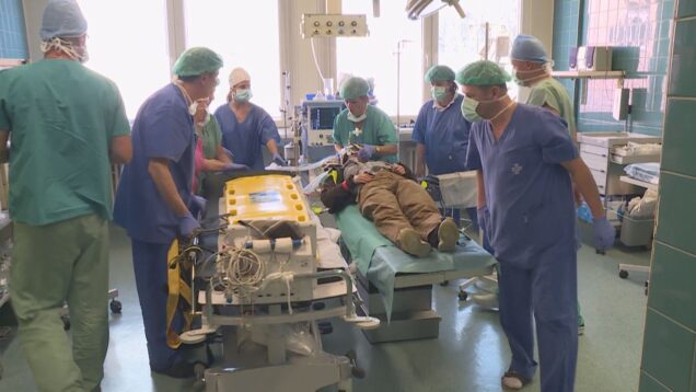 Zdravotníctvo bojuje s nedostatkom sestier. Fakulta aj nemocnica podporujú budúce zdravotné sestry