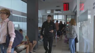 Boli sme sa pozrieť na prvý deň prevádzky Okresného úradu v nových priestoroch priamo v centre mesta.