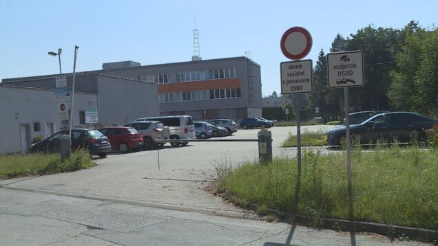 *Lanovka na Martinské hole *Počet poslancov *Parkovanie pri OSBD *Ukončenie letnej školy