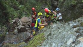 Na Martinských holiach rozhodovali minúty. Horskí záchranári najskôr vyrážali k zranenej turistke na ferrate, vzápätí k žene s alergickou reakciou po bodnutí včelou