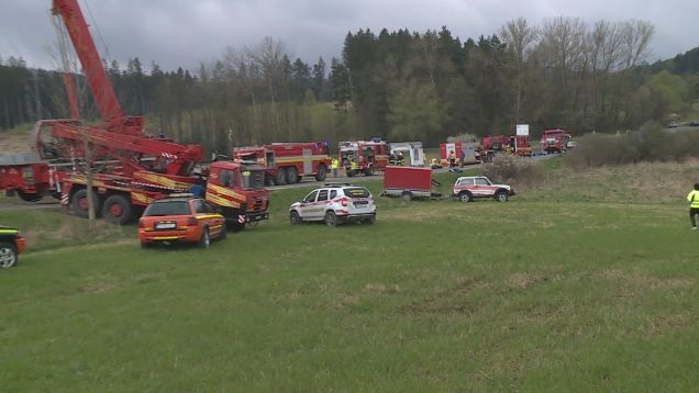 Cisterna s kyselinou chlorovodíkovou havarovala v katastri obce Rudno  