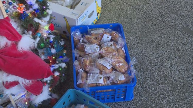 Deti seniorom z úcty a vďaky pripravili balíčky, Dojatí seniori za to deti z vďaky a lásky odmenili