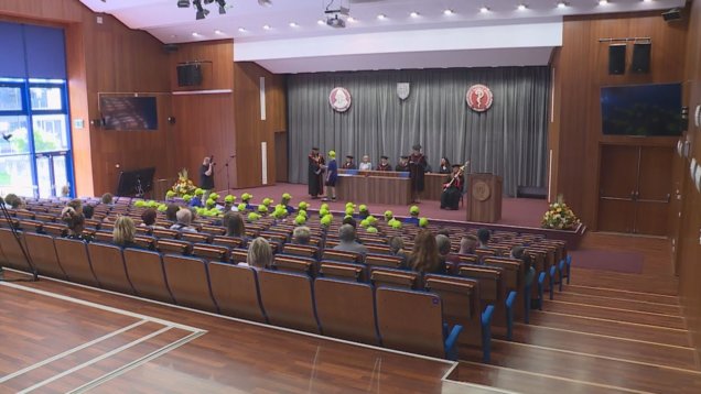 Deti vstúpili na akademickú pôdu, stali sa z nich poslucháči univerzity a týždeň plný zmysluplných aktivít zavŕšili ozajstnou promóciou