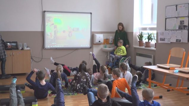Deti zo ZŠ v Dražkovciach trávili jarné prázdniny v škole. A vôbec im to nevadilo. Pani učiteľky im totiž pripravili pestrý program