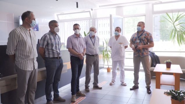 Ešte stále sú ľudia, pre ktorých je pomoc iným zmyslom života. Nemocnici darovali unikátne prístroje