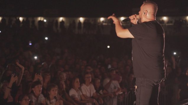 Ich piesne milujú všetci. Obľúbená slovenská kapela rozvášnila dav a ponúkla výber svojich najväčších hitov