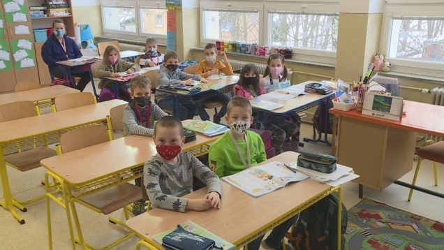 Na ZŠ J. Kronera testuje deti približne 60% rodičov. Záujem o antigénové testy je oproti minulému kalendárnemu roku vyšší