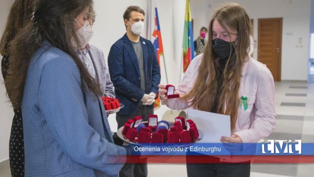 Očkuje sa treťou dávkou, dielne v Spojenej škole, monografia Matice slovenskej, ocenenia mladých