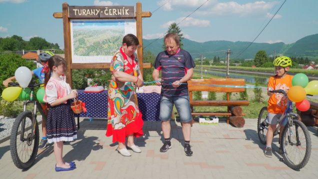 Oficiálne otvorená nová cyklozastávka v Turanoch