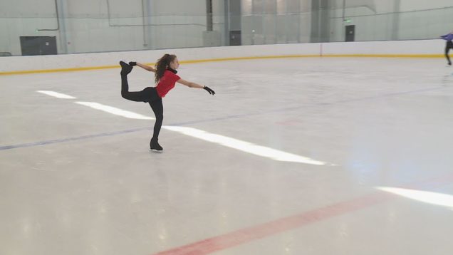 Piruety, skoky a kroky nacvičovali mladé martinské krasokorčuliarky na letnom sústredení