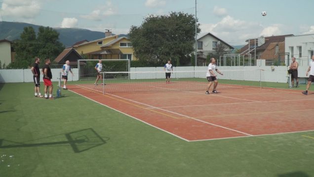 V Žabokrekoch sa stretli fanúšikovia nohejbalu. Z malej súťaže sa za krátky čas stal turnaj celoslovenských rozmerov