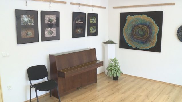 Vlasta Števková a Slávka Šlesarová – dve umelecky i ľudsky prepojené autorky, ktoré aj na diaľku nachádzajú vzájomný súlad