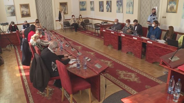Vo Vrútkach sa dočkajú rekonštrukcie druhej etapy pešej zóny, opravia sa cesty, chodníky a na pláne sú aj ďalšie investície