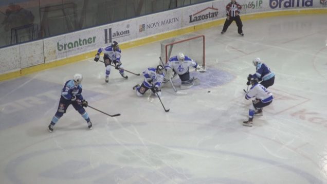 Vo vzájomných dueloch Martin vs. Dubnica vyhrali v základnej časti  vždy o gól Martinčania. V prvom štvrťfinále sa garde obrátilo