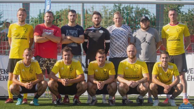Začiatkom júla sa konali Majstrovstvá Slovenska v malom futbale, kde naše mesto reprezentovali tri mužstvá. Najviac sa darilo Bambariakom
