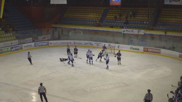 Zápas proti Breznu odohrali martinskí hokejisti konečne aj pred zrakmi a za podpory divákov